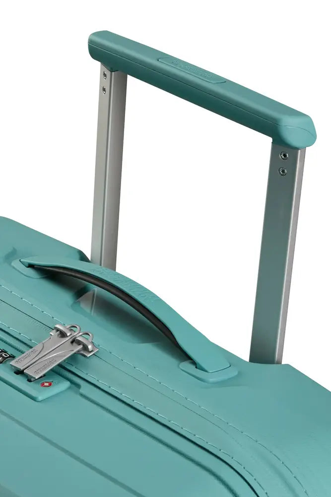 Valise American Tourister "Airconic" 67cm American Tourister