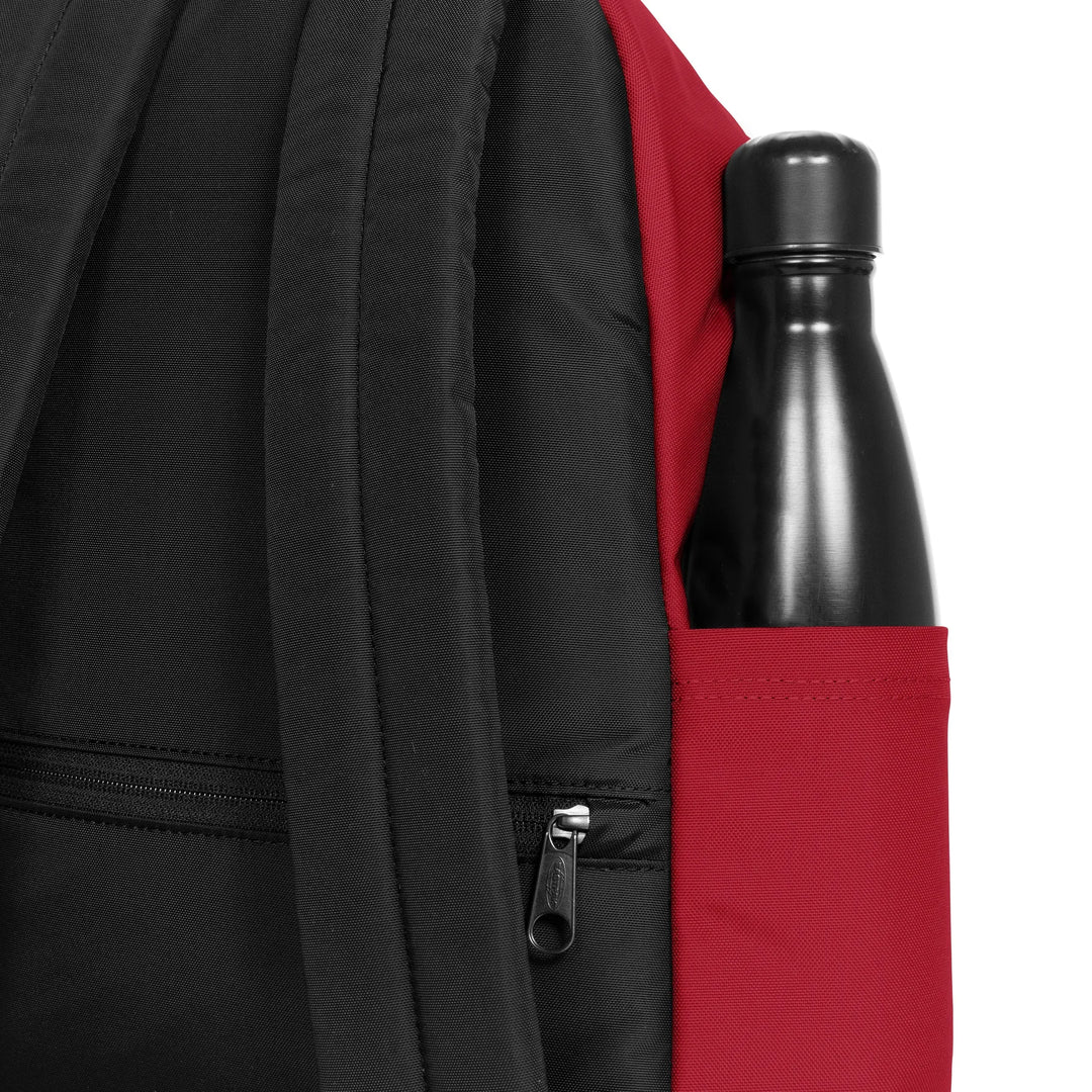 Sac à dos Day Pakr Scarlet Red rouge avec compartiments gourdeet ordinateur Eastpak