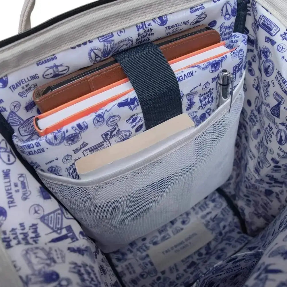 Adventurer Backpack Small Cap Town