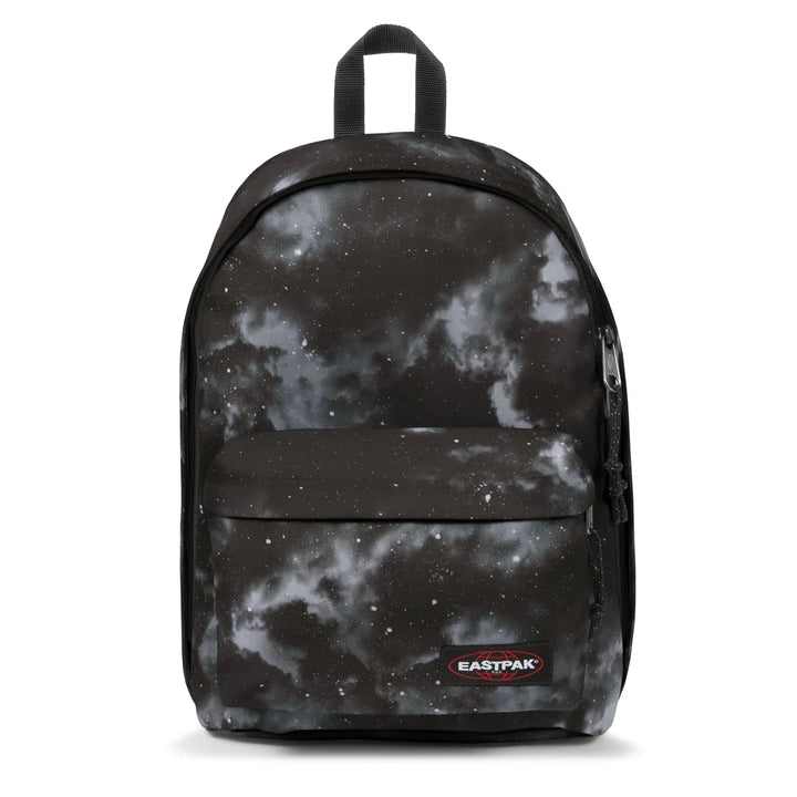 Sac à Dos scolaire noir Out Of Office Clouds Black imprimé nuage Eastpak