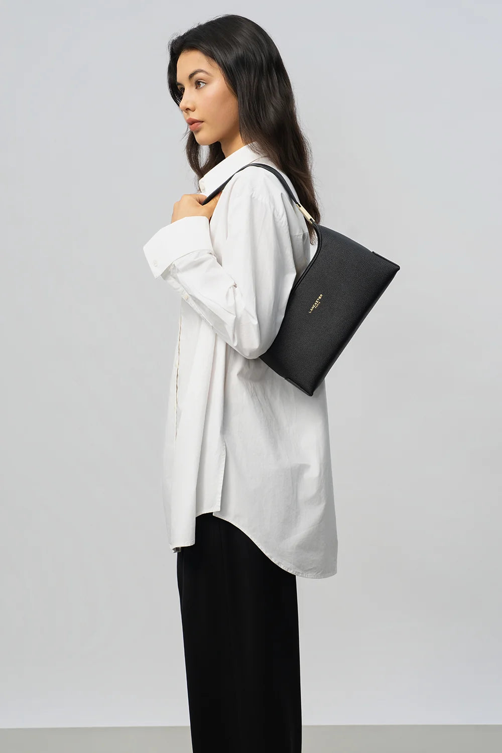 Sac à main en cuir noir Lancaster Lychee Ace 422-039 