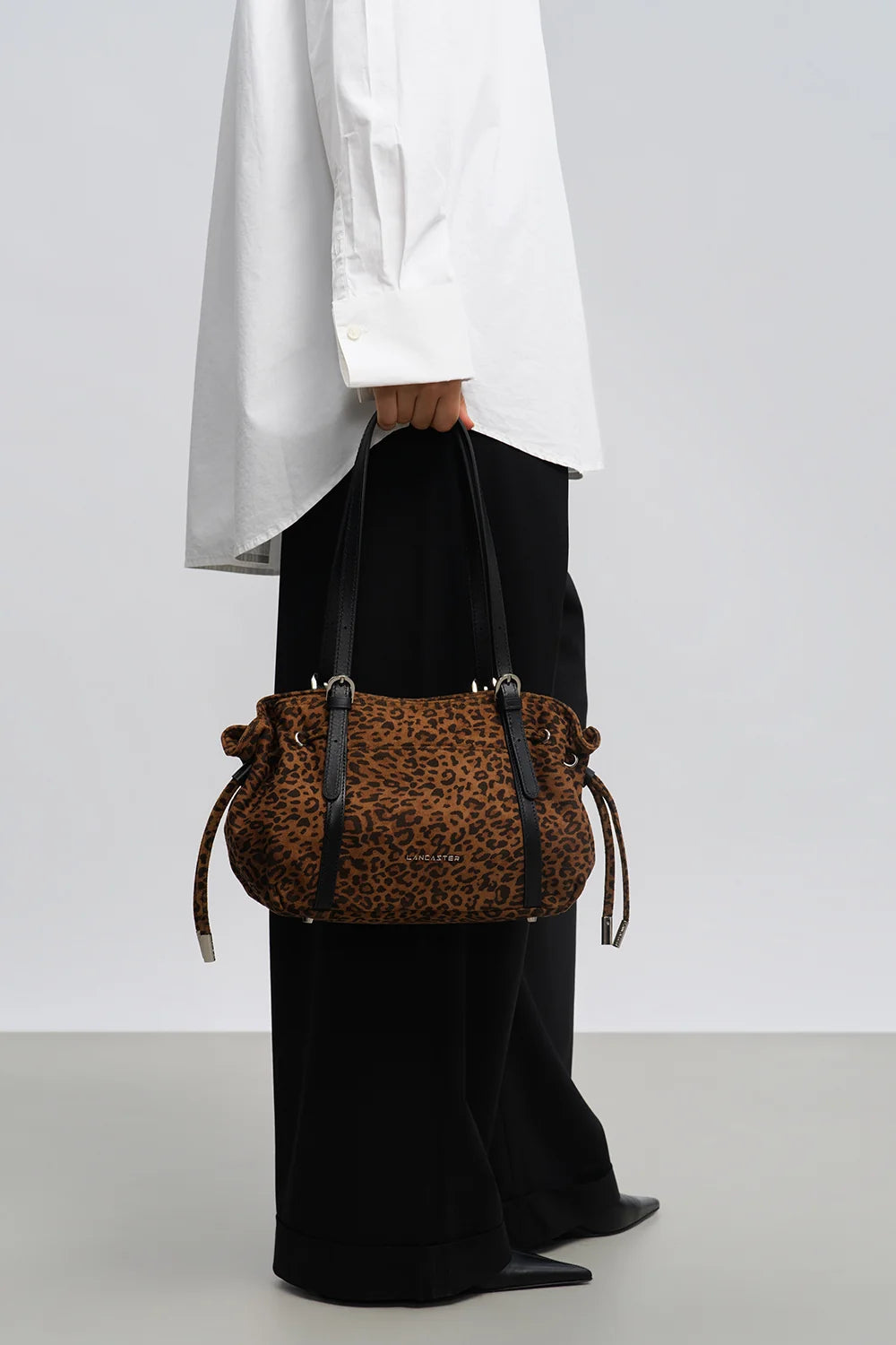 Sac à main en velours léopard Lancaster 518-096