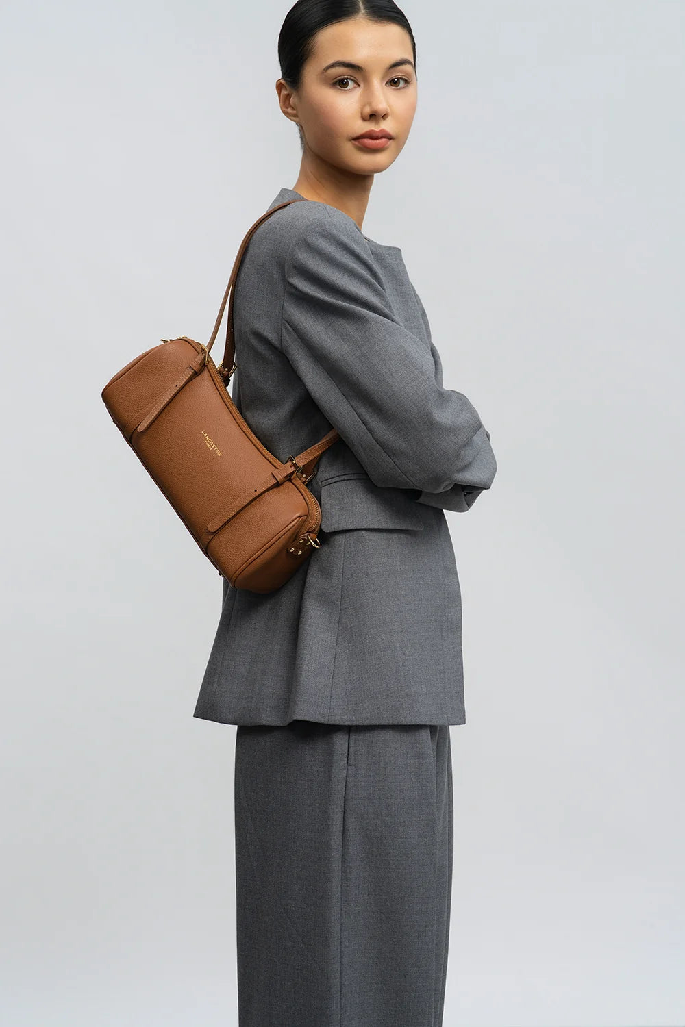 Sac rectangle long en cuir camel Milano Ana Lancaster 547-113
