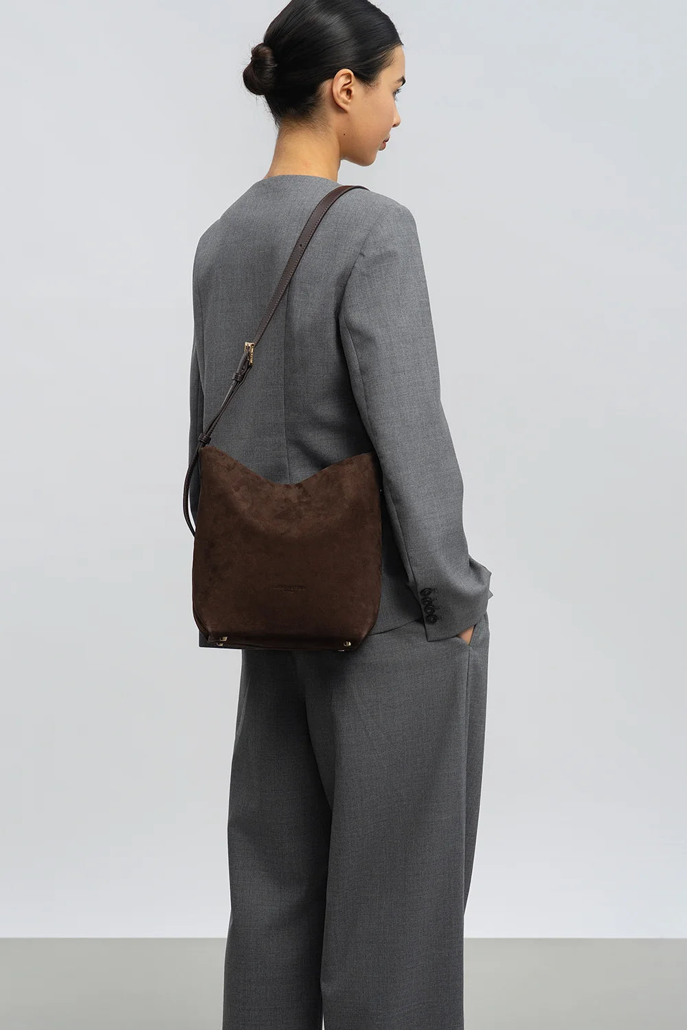 Sac seau Suede en velours marron Lancaster 530-56
