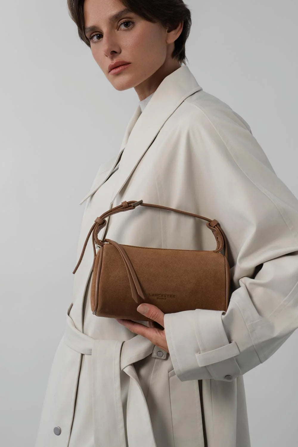 Sac rectangle Suede en velours camel Lancaster 530-55
